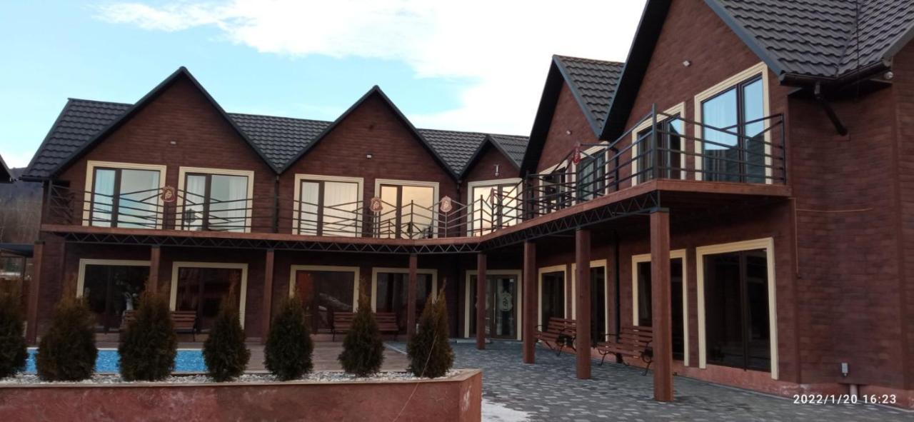 Hotel Four Seasons In Carpathians Mihove Exteriér fotografie