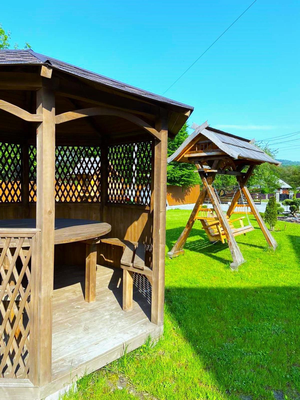 Hotel Four Seasons In Carpathians Mihove Exteriér fotografie